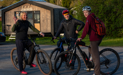 Kurbulē uz upi. Foto: Aija Valtmane5