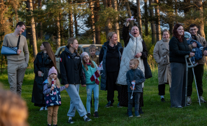 Kurbulē uz upi. Foto: Aija Valtmane25