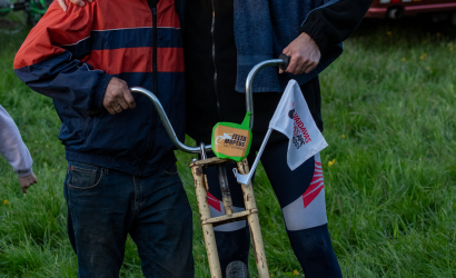 Kurbulē uz upi. Foto: Aija Valtmane45