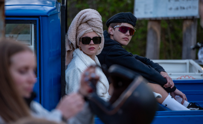 Kurbulē uz upi. Foto: Aija Valtmane51