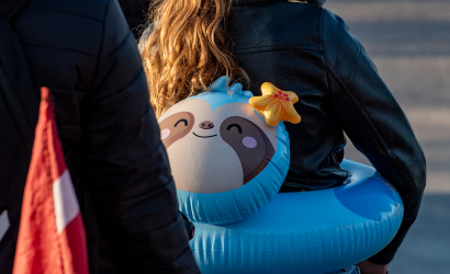 Kurbulē uz upi. Foto: Aija Valtmane63