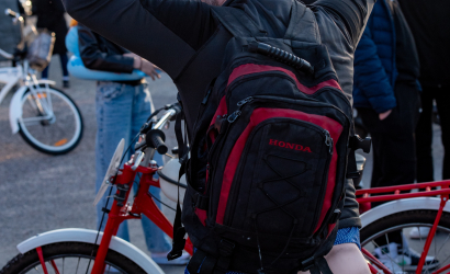 Kurbulē uz upi. Foto: Aija Valtmane94