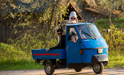 Kurbulē uz upi. Foto: Aija Valtmane139