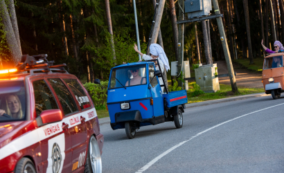 Kurbulē uz upi. Foto: Aija Valtmane143