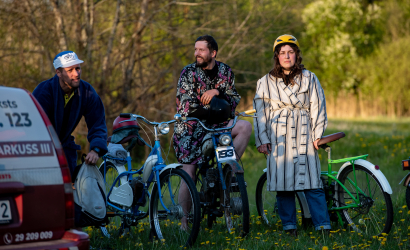 Kurbulē uz upi. Foto: Aija Valtmane171