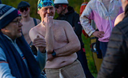 Kurbulē uz upi. Foto: Aija Valtmane178