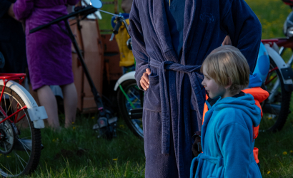 Kurbulē uz upi. Foto: Aija Valtmane179