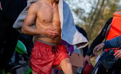 Kurbulē uz upi. Foto: Aija Valtmane190