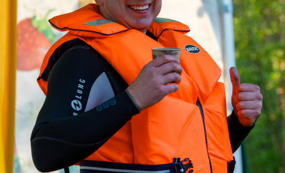 Kurbulē uz upi. Foto: Aija Valtmane205