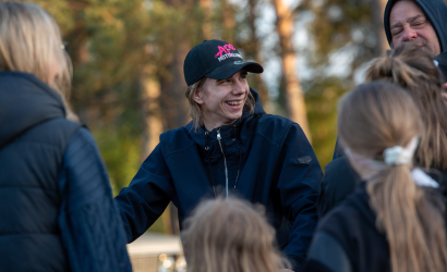 Kurbulē uz upi. Foto: Aija Valtmane210