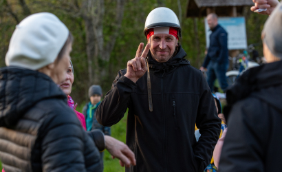 Kurbulē uz upi. Foto: Aija Valtmane212