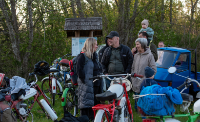 Kurbulē uz upi. Foto: Aija Valtmane213