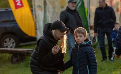 Kurbulē uz upi. Foto: Aija Valtmane225