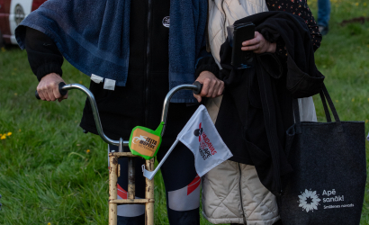 Kurbulē uz upi. Foto: Aija Valtmane244