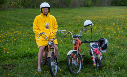 Kurbulē uz upi. Foto: Aija Valtmane254