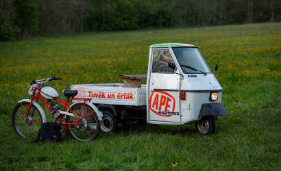 Kurbulē uz upi. Foto: Aija Valtmane293