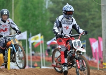 Zelta Mopēds 201417