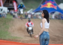 Zelta mopēds 201644